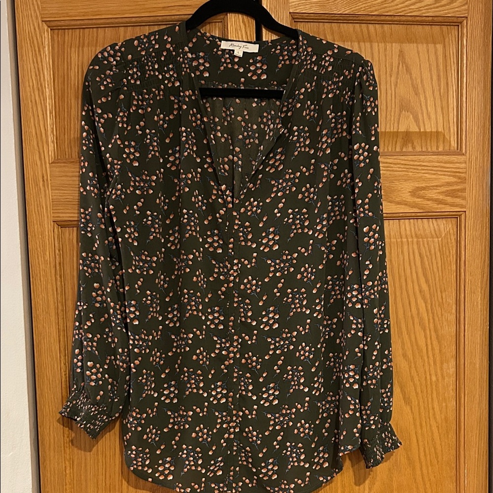 Monday Fun- Chic Olive Floral Blouse